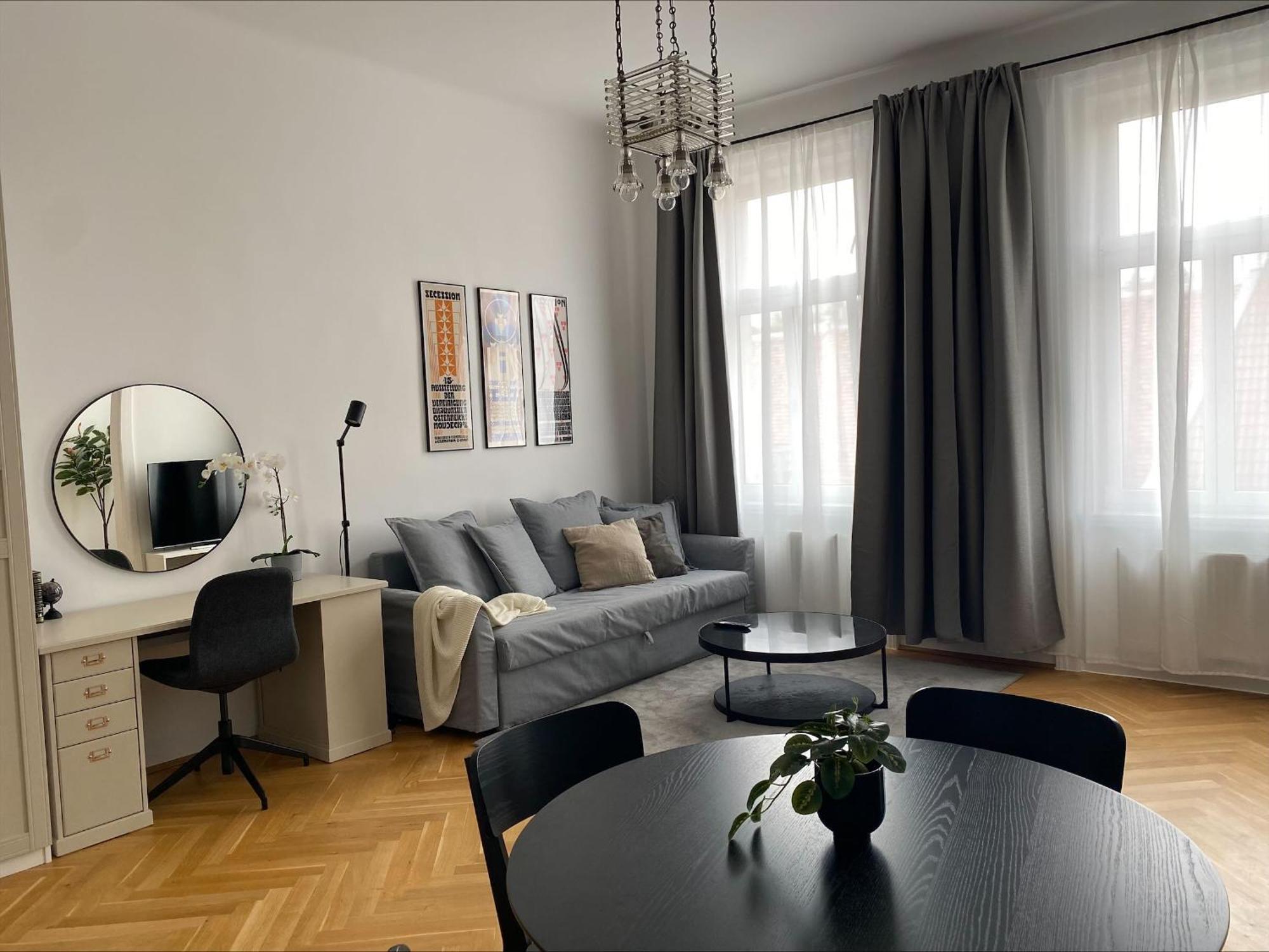 Cosy Apartment In Mariahilf Close To Citycenter Wenen Buitenkant foto